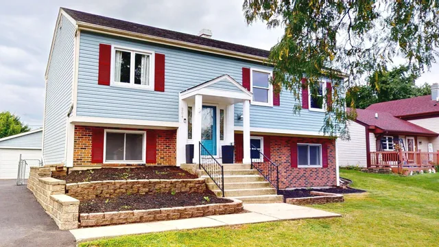 $3,000 | 304 Jackson Street, Bartlett, IL 60103