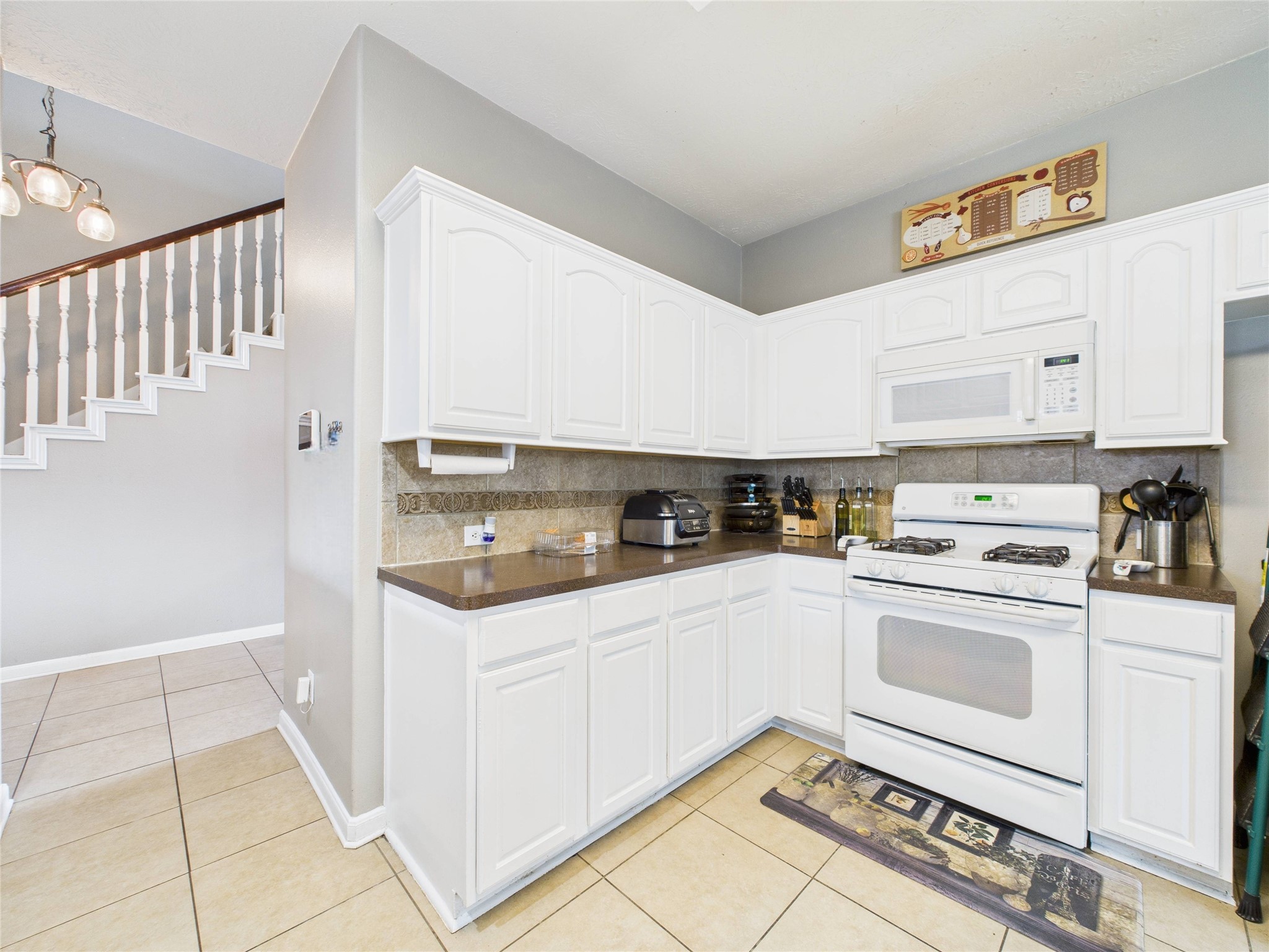 1484 Allison Street Alvin, TX 77511 - Photo 14 of 37
