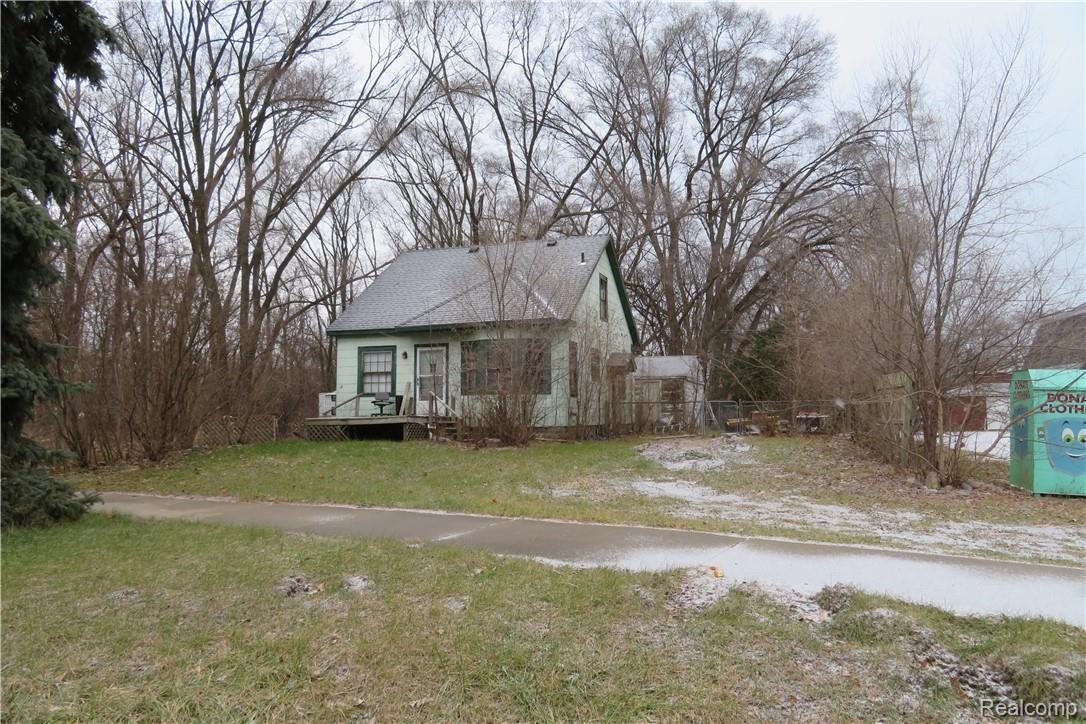 47360 Dequindre Road Utica, MI 48317 - Photo 3 of 19 1.JPG