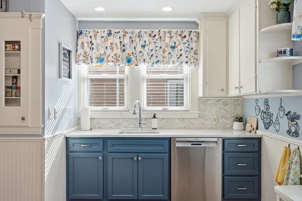 $599,900 | 42 Great Woods Road, Lynn, MA 01904