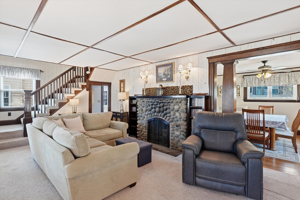 42 Great Woods Road Lynn, MA 01904 - Photo 5 of 42