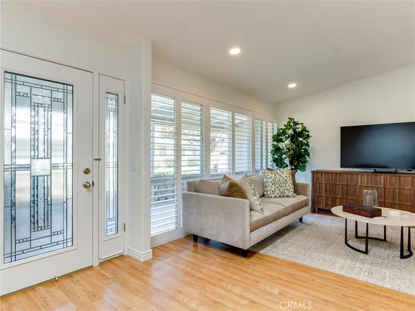 $392,500 | 13170 Southport Lane, Unit 168C, Seal Beach, CA 90740
