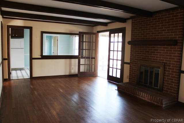 8267 Little England Road Hayes, VA 23072 - Photo 5 of 17