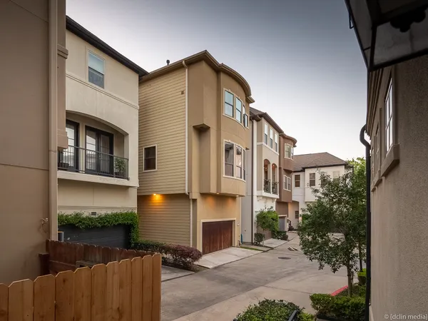 $2,997 | 4118 Bonner View Lane, Houston, TX 77007