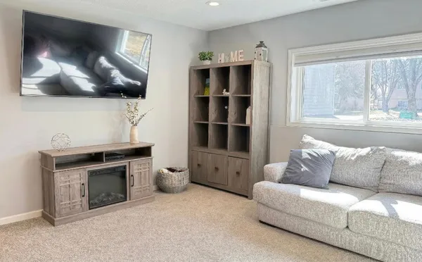 $449,999 | 15064 92nd Place North, Maple Grove, MN 55369