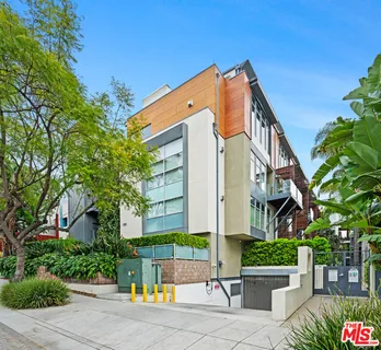 $788,000 | 1250 North Harper Avenue, Unit 414, West Hollywood, CA 90046