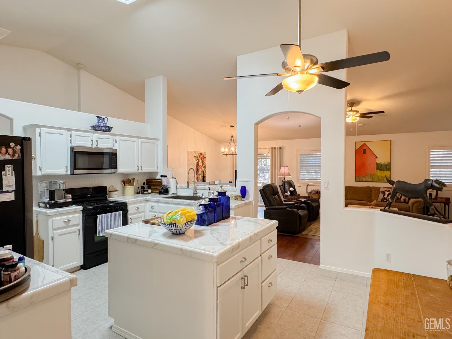 Undisclosed Address Bakersfield, CA 93312 - Photo 14 of 41