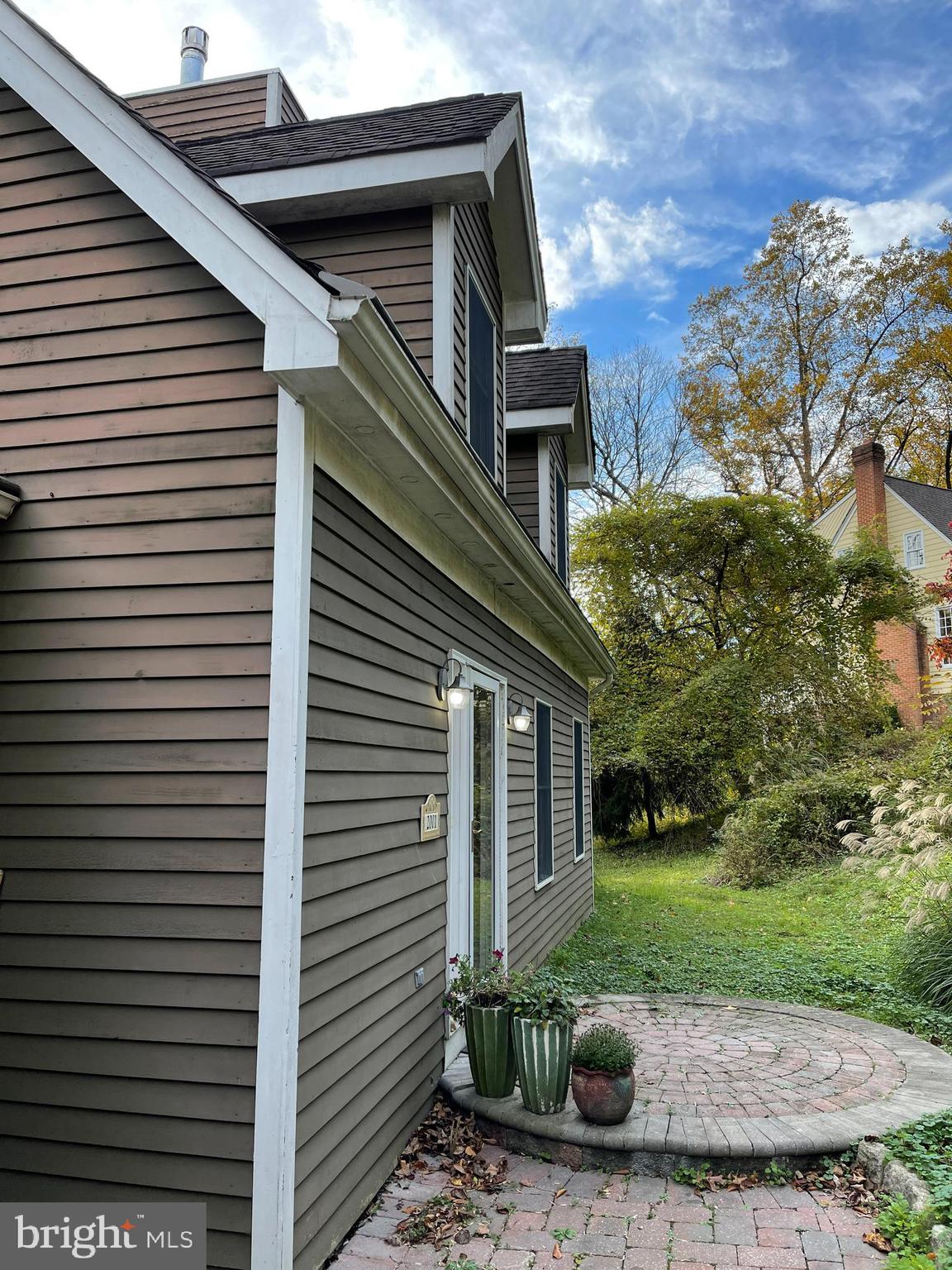 2001 Fairbank Road Baltimore, MD 21209 - Photo 3 of 45