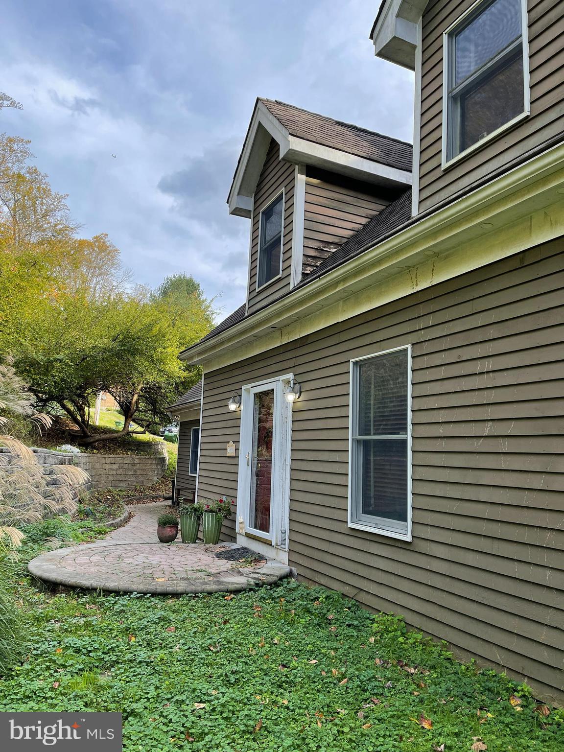 2001 Fairbank Road Baltimore, MD 21209 - Photo 4 of 45