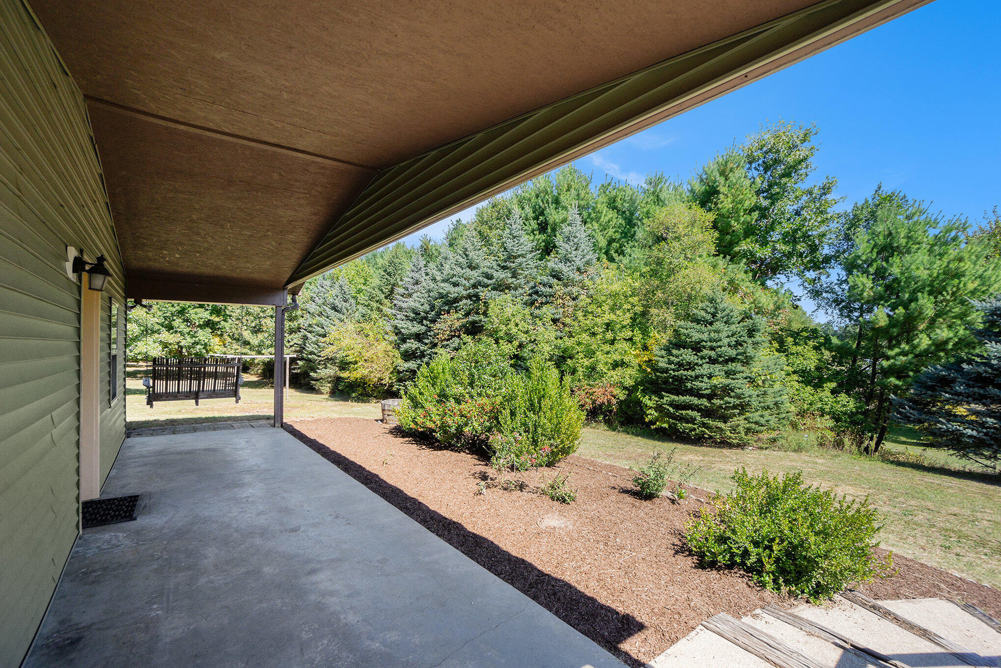 10888 Highway 60 Three Rivers, MI 49093 - Photo 2 of 19 Large Front Porch