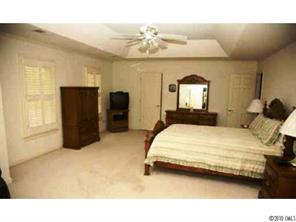 4627 Nora's Path Road Charlotte, NC 28226 - Photo 10 of 16 Gallery Image 10