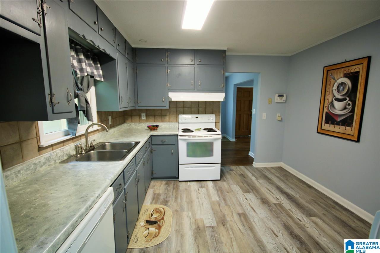 1941 4th Street Northeast Center Point, AL 35215 - Photo 3 of 22