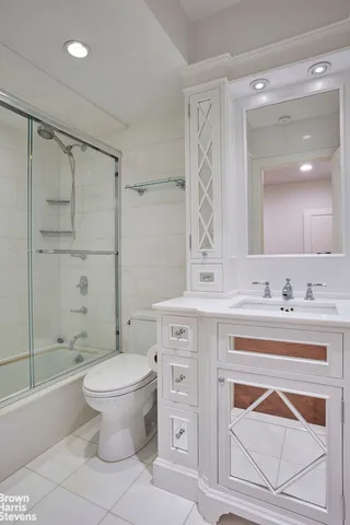 $9,300,000 | 15 East 82nd Street, Unit TRIPLEX | Upper East Side