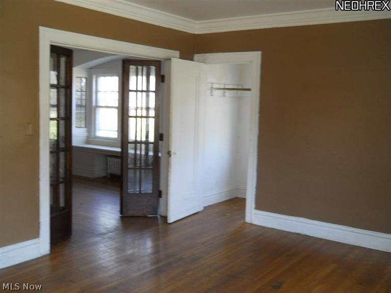 3342 Sutton Road Cleveland, OH 44120 - Photo 4 of 10
