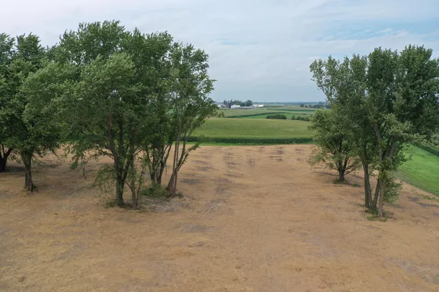 $185,000 | 27 County Road 27, Altura, MN 55910