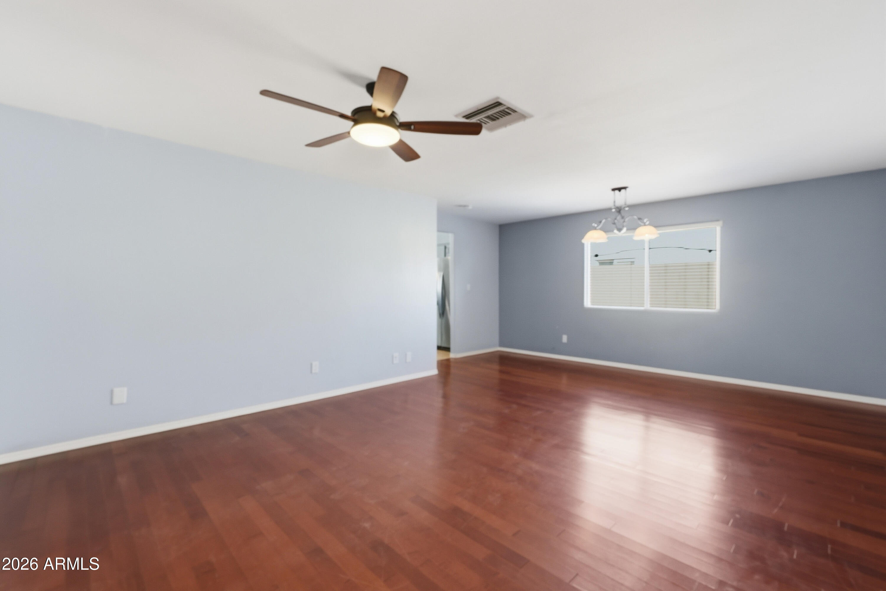 5654 West Mountain View Road Glendale, AZ 85302 - Photo 5 of 34 5654 (5)