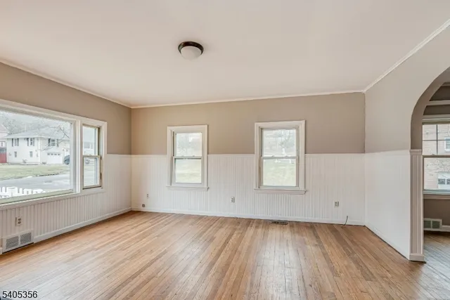 $300,000 | 105 Lake Avenue, Newton, NJ 07860