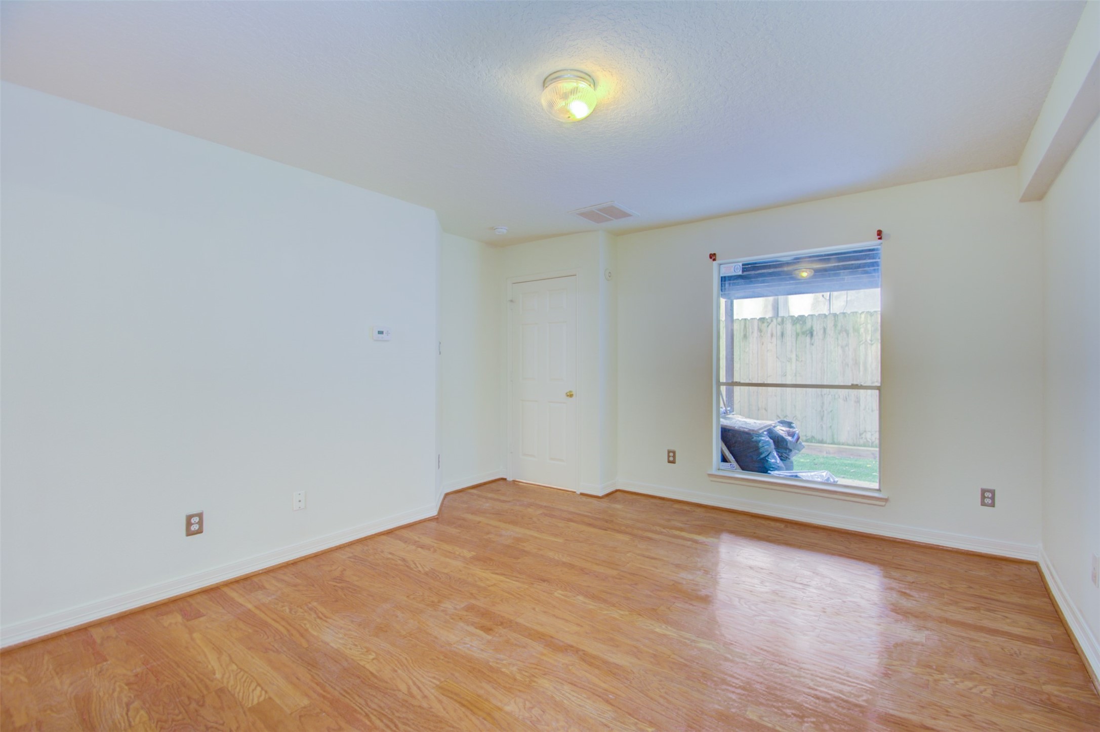 911 Reinicke Street Houston, TX 77007 - Photo 9 of 48