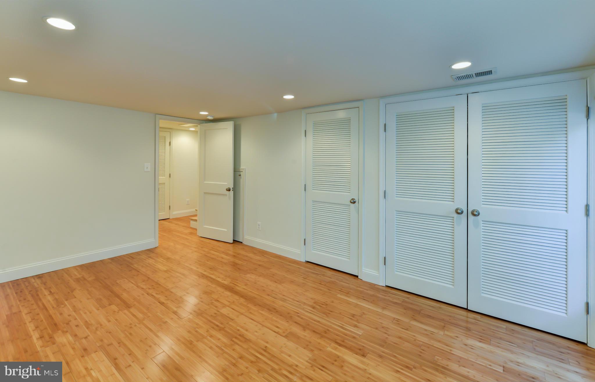 1138 Portner Road Alexandria, VA 22314 - Photo 22 of 30 a view of empty room