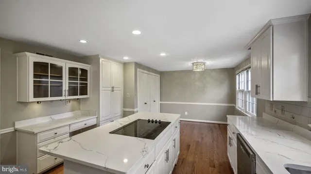 $799,000 | 9705 Eclipse Place, Montgomery Village, MD 20886