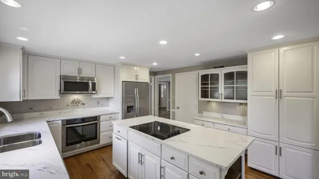 $799,000 | 9705 Eclipse Place, Montgomery Village, MD 20886