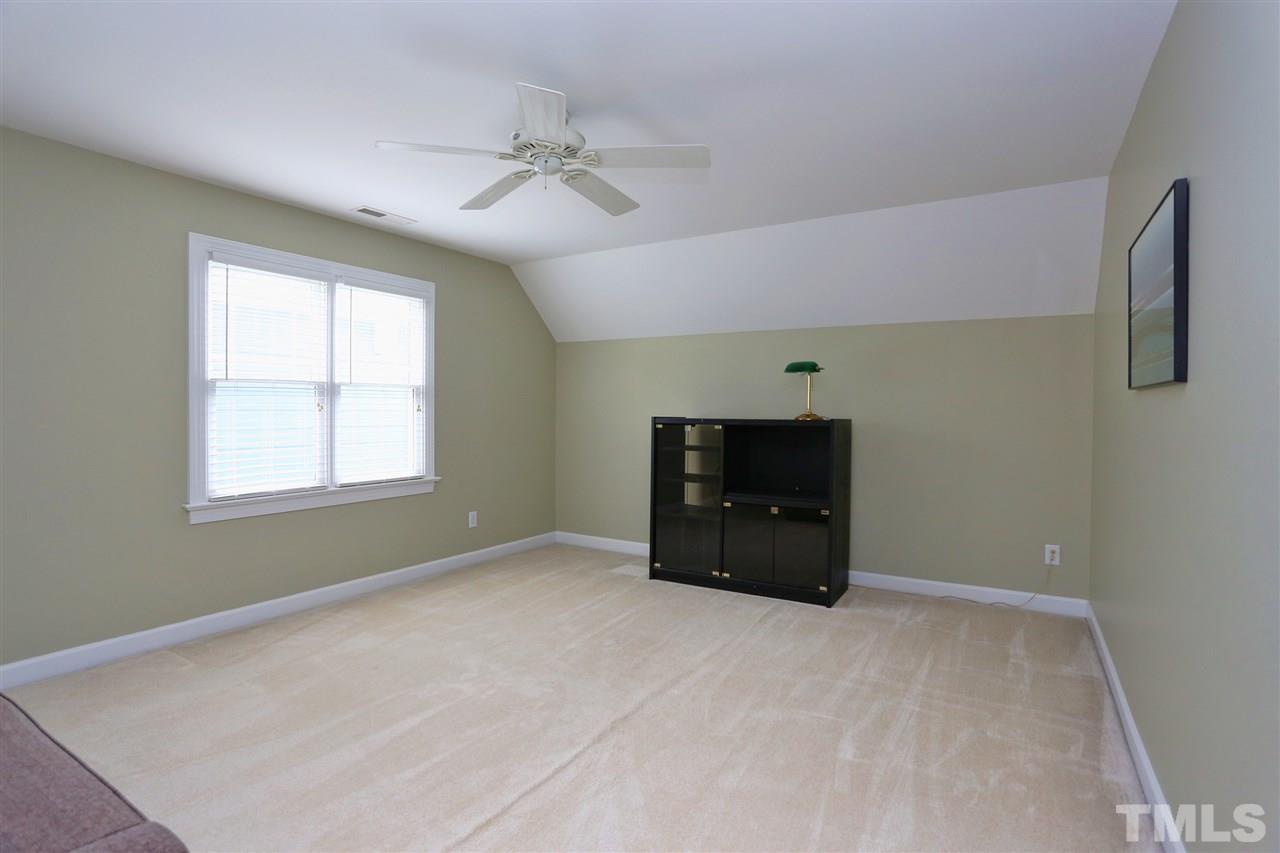 10550 Evergreen Spring Place Raleigh, NC 27614 - Photo 18 of 25