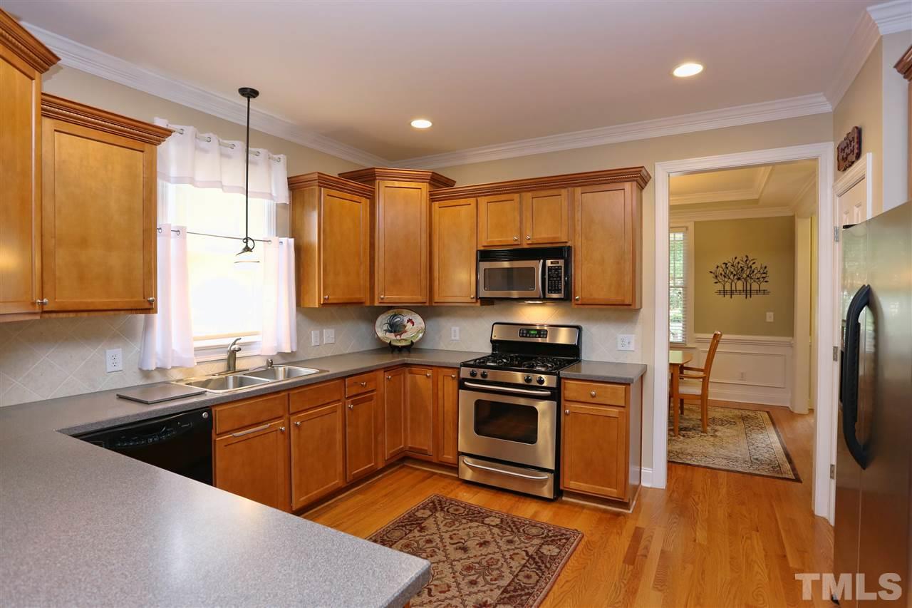 10550 Evergreen Spring Place Raleigh, NC 27614 - Photo 4 of 25