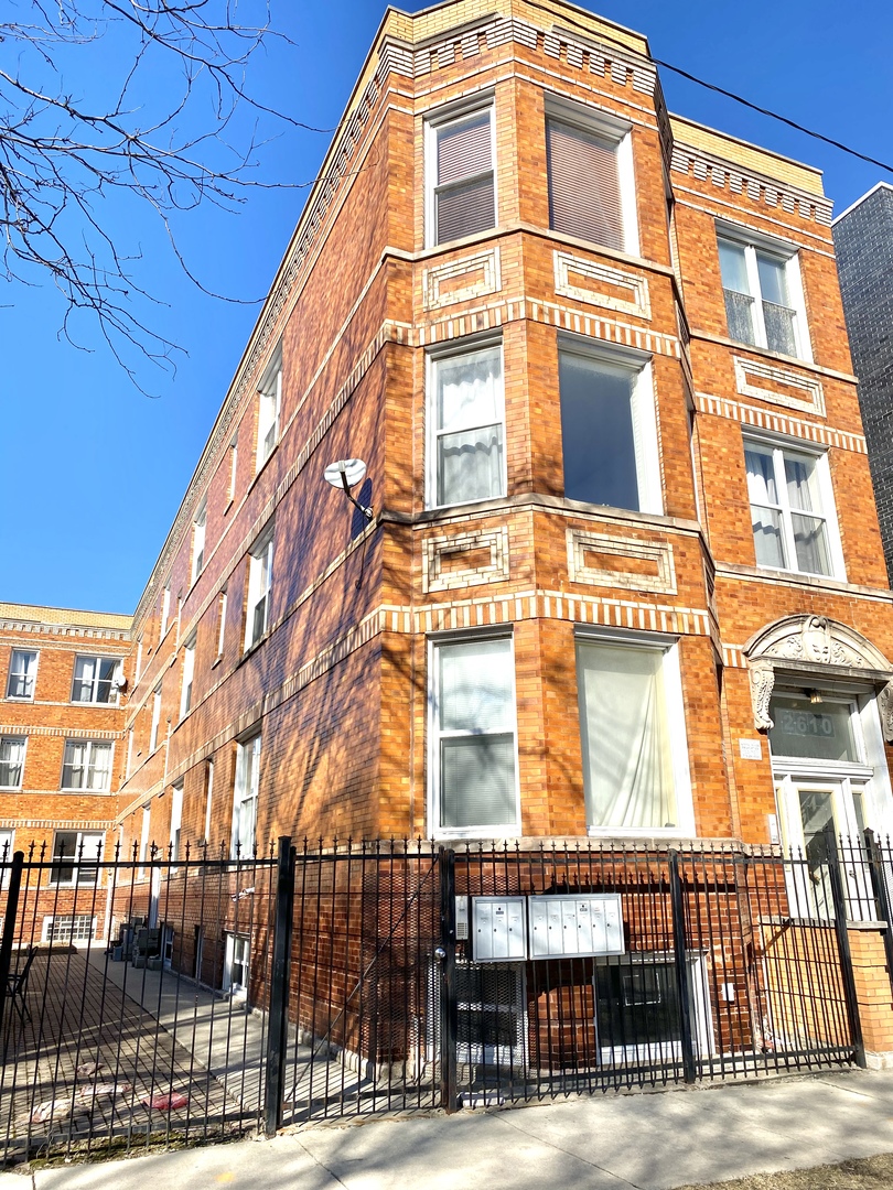 2610 West Thomas Street, Unit 1F Chicago, IL 60622 - Photo 1 of 13 a front view of a building
