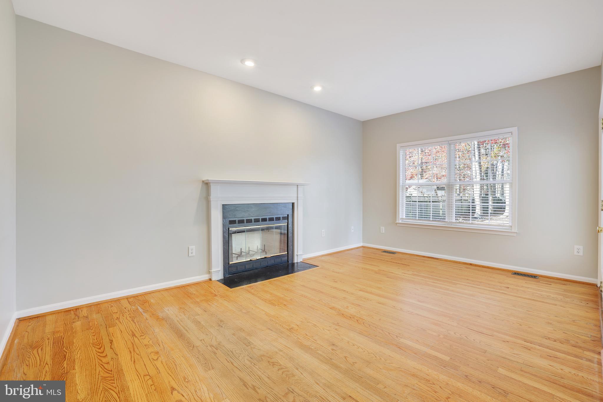 703 Davol Road Stevensville, MD 21666 - Photo 14 of 34 Family Room