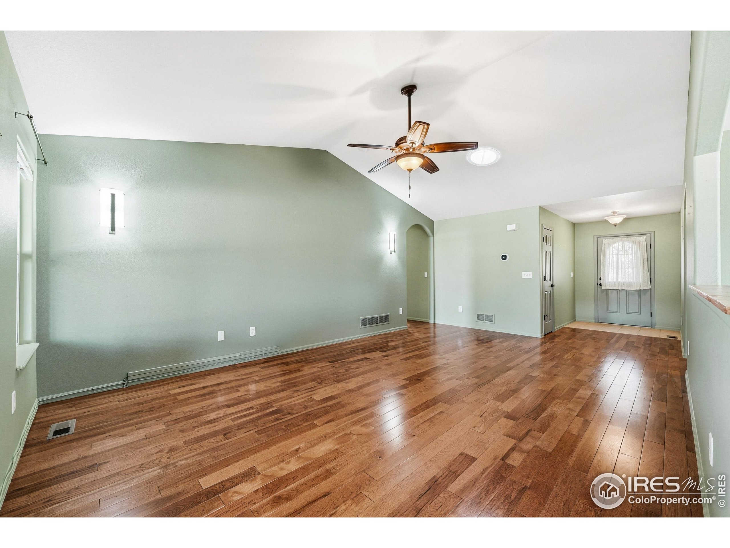 5251 Rustic Avenue Firestone, CO 80504 - Photo 16 of 36