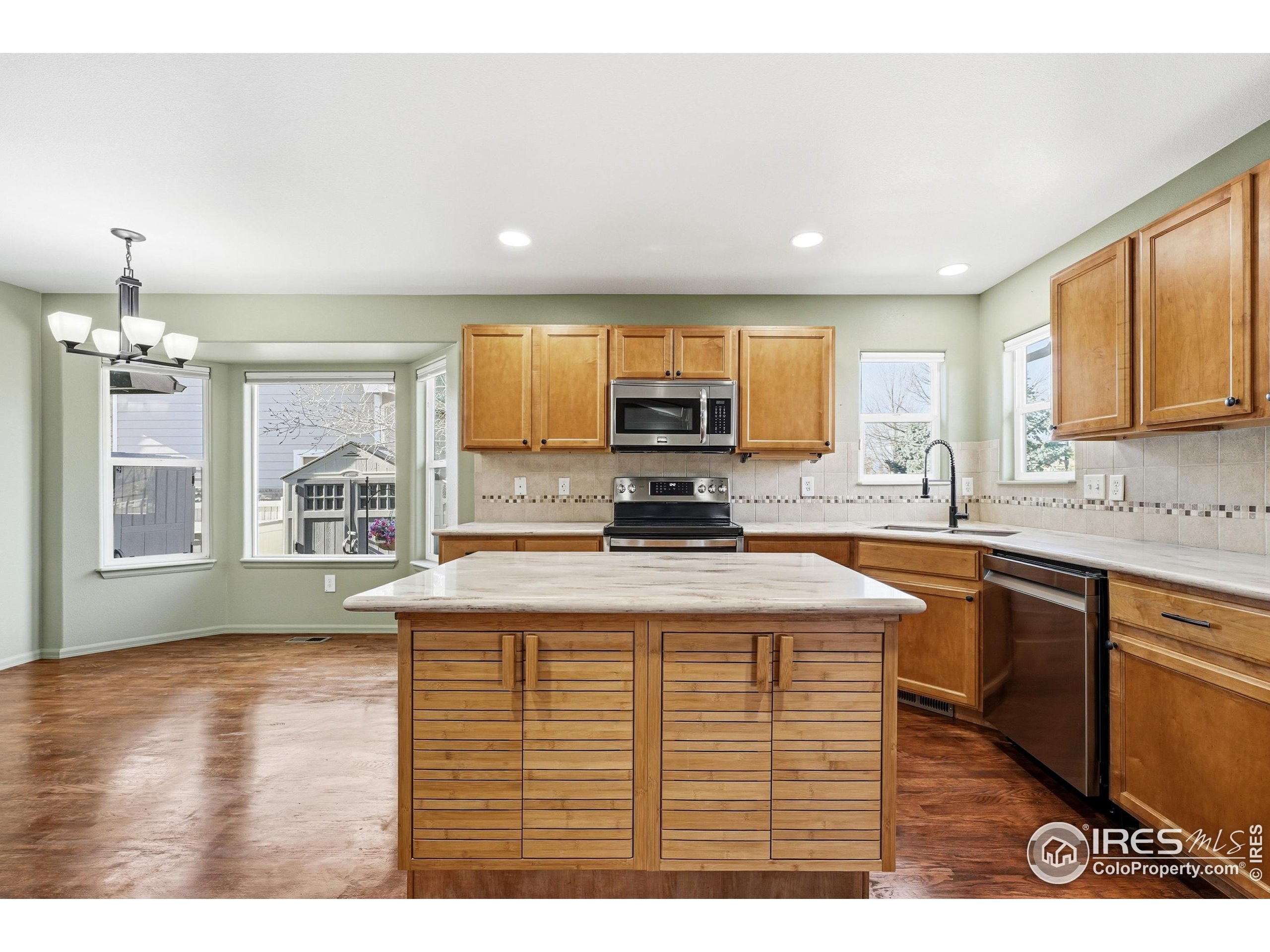 5251 Rustic Avenue Firestone, CO 80504 - Photo 7 of 36