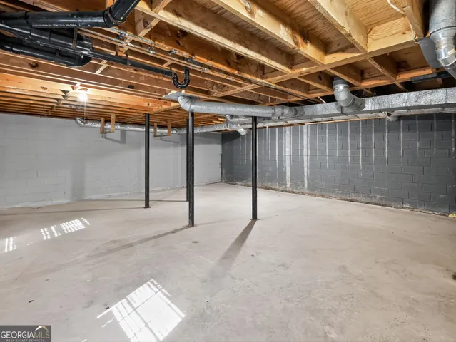 $214,900 | 6405 Swift Creek Drive, Lithonia, GA 30058