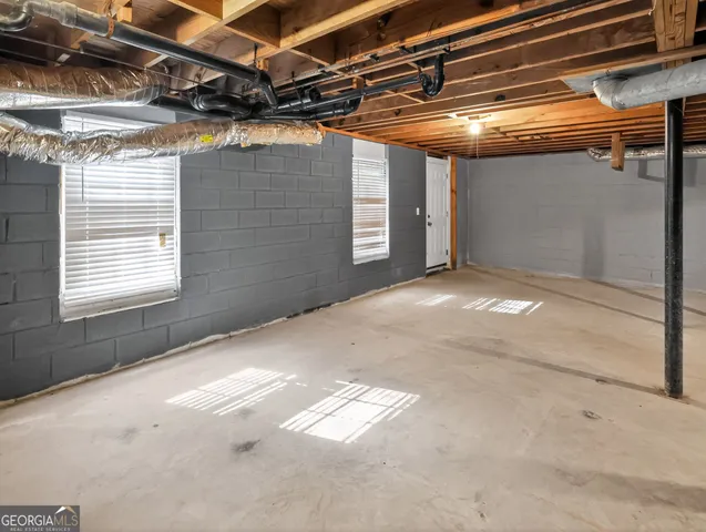 $214,900 | 6405 Swift Creek Drive, Lithonia, GA 30058