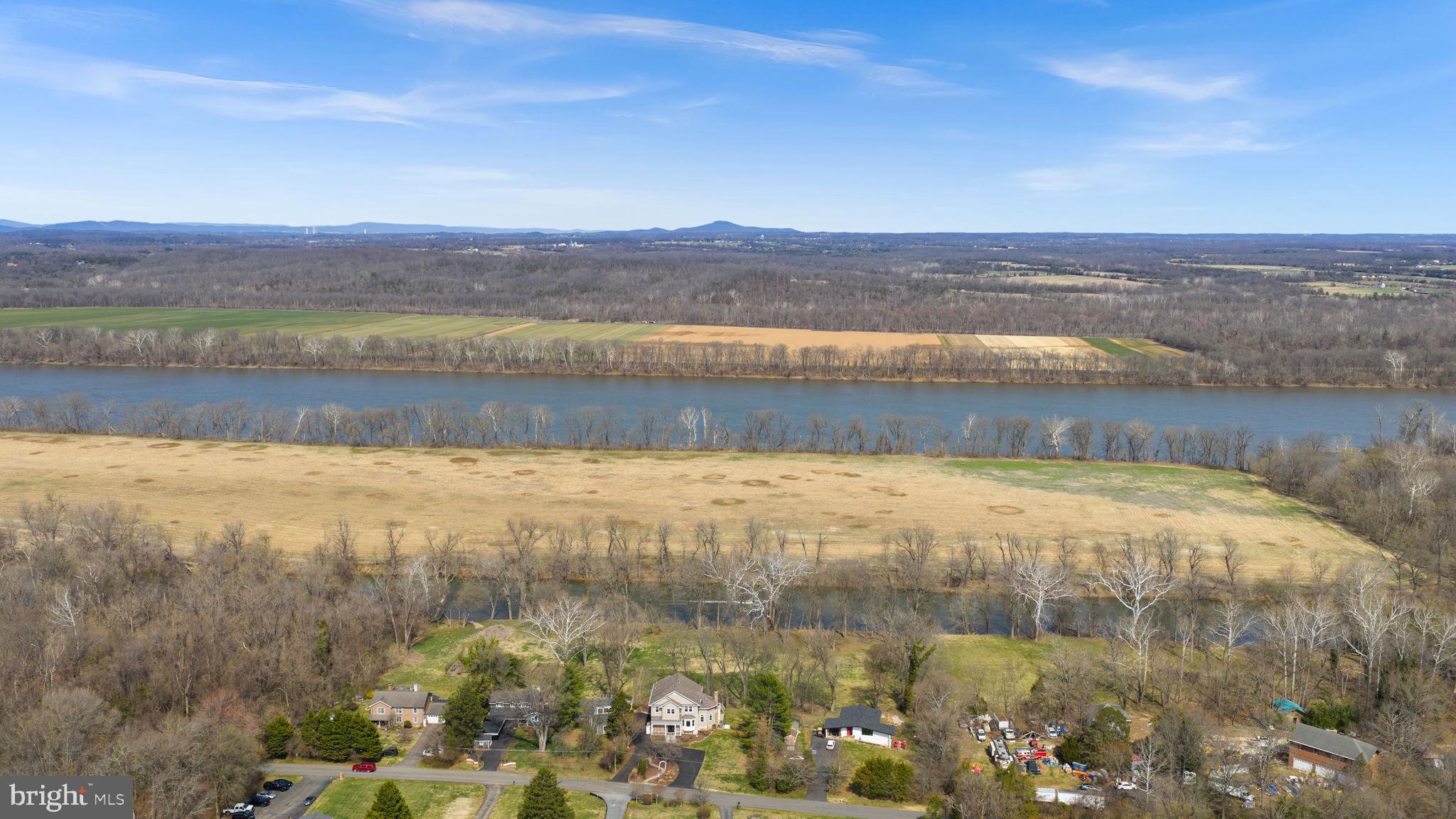 19451 Youngs Cliff Road Sterling, VA 20165 - Photo 114 of 128