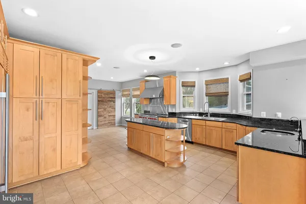 $1,429,999 | 19451 Youngs Cliff Road, Sterling, VA 20165