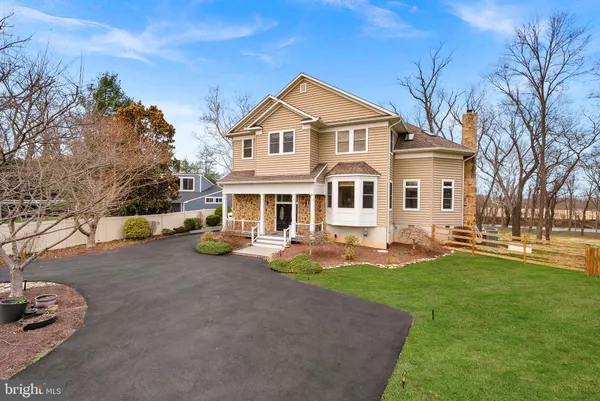 $1,429,999 | 19451 Youngs Cliff Road, Sterling, VA 20165