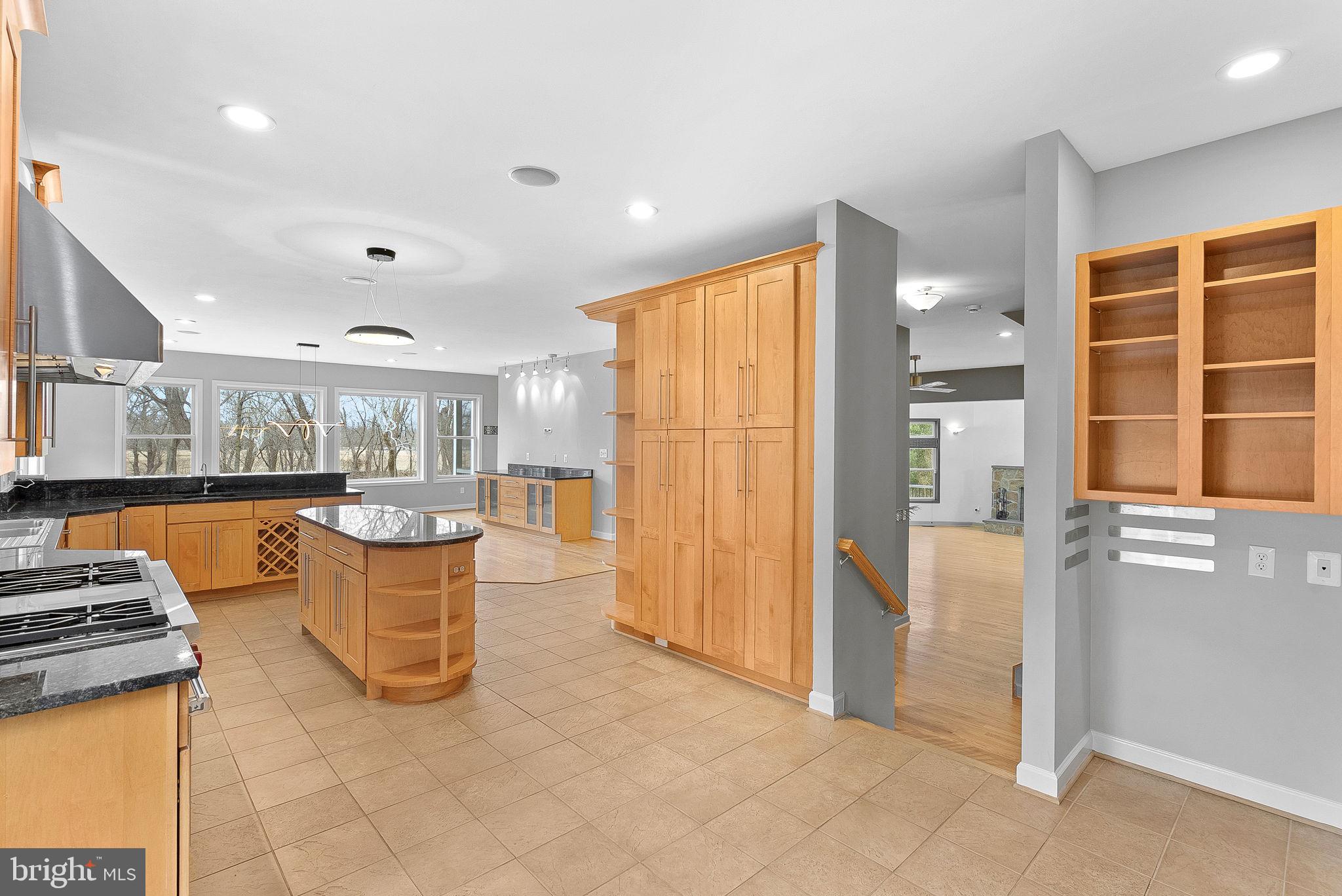 19451 Youngs Cliff Road Sterling, VA 20165 - Photo 33 of 128