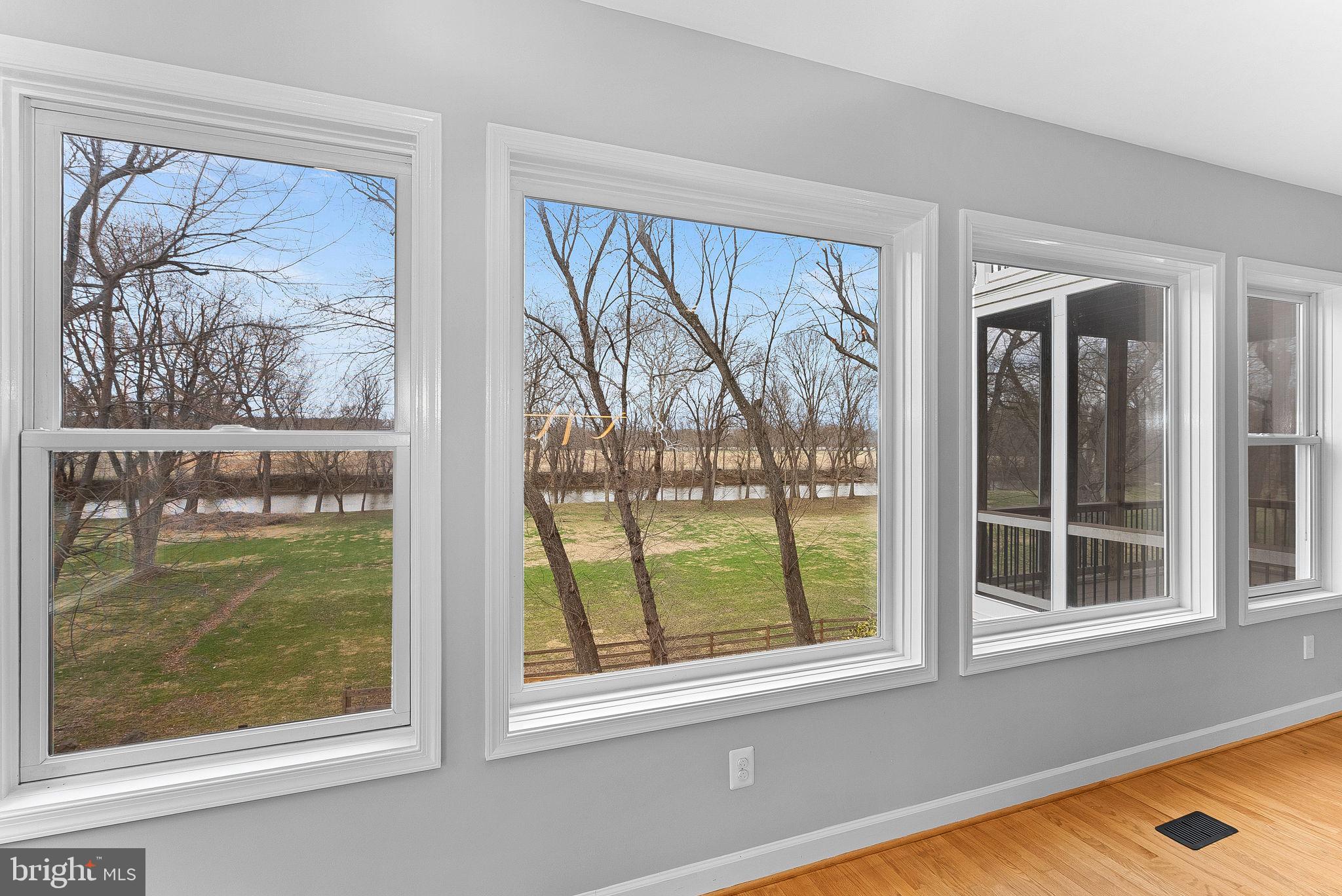 19451 Youngs Cliff Road Sterling, VA 20165 - Photo 39 of 128