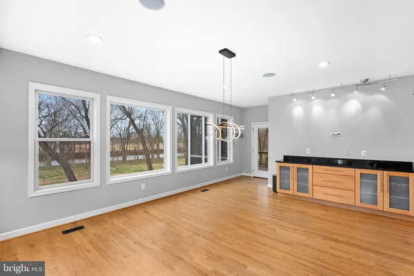 $1,429,999 | 19451 Youngs Cliff Road, Sterling, VA 20165