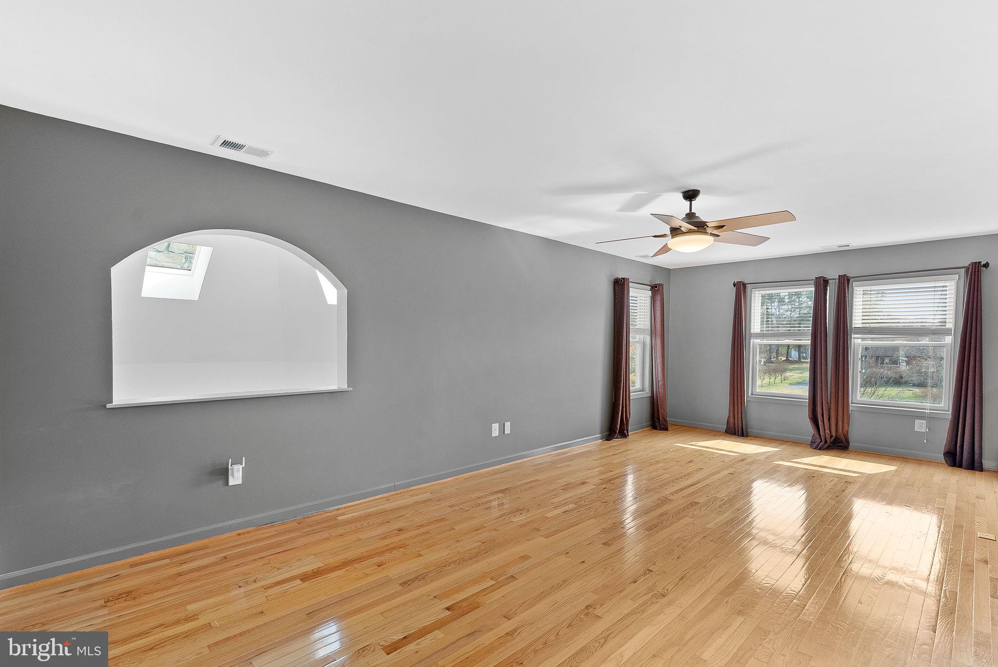 19451 Youngs Cliff Road Sterling, VA 20165 - Photo 48 of 128