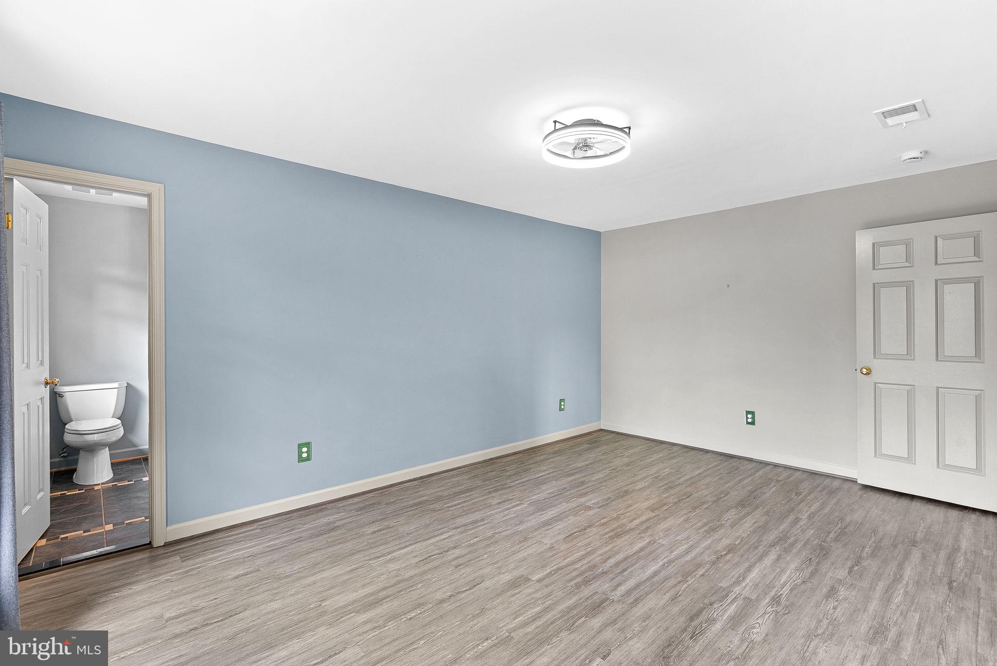 19451 Youngs Cliff Road Sterling, VA 20165 - Photo 64 of 128