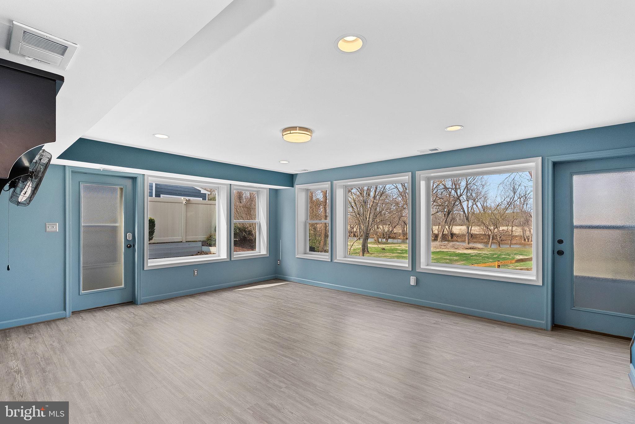 19451 Youngs Cliff Road Sterling, VA 20165 - Photo 74 of 128