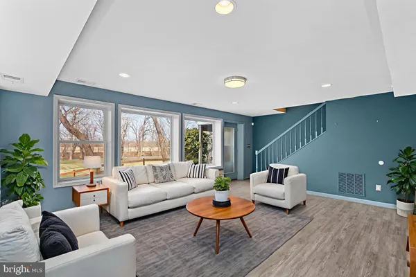 $1,429,999 | 19451 Youngs Cliff Road, Sterling, VA 20165