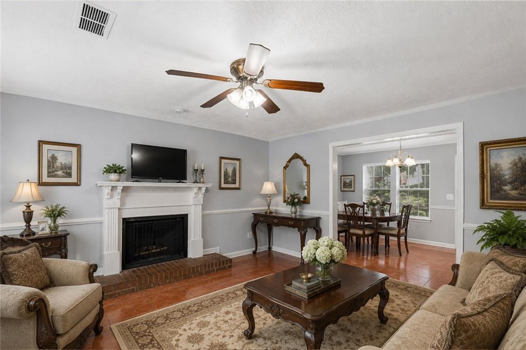 4349 Windward Lane Norcross, GA 30093 - Photo 5 of 36