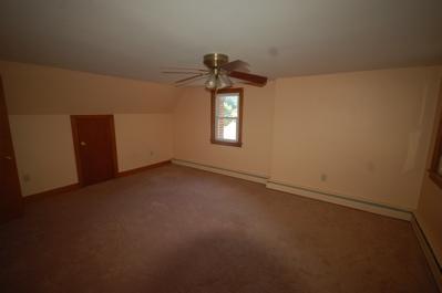 1712 Potts Creek Road Covington, VA 24426 - Photo 13 of 25 BEDROOM 2 (UPPER)