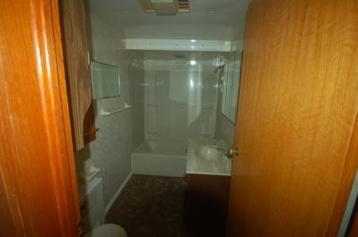 1712 Potts Creek Road Covington, VA 24426 - Photo 15 of 25 FULL BATH (UPPER)