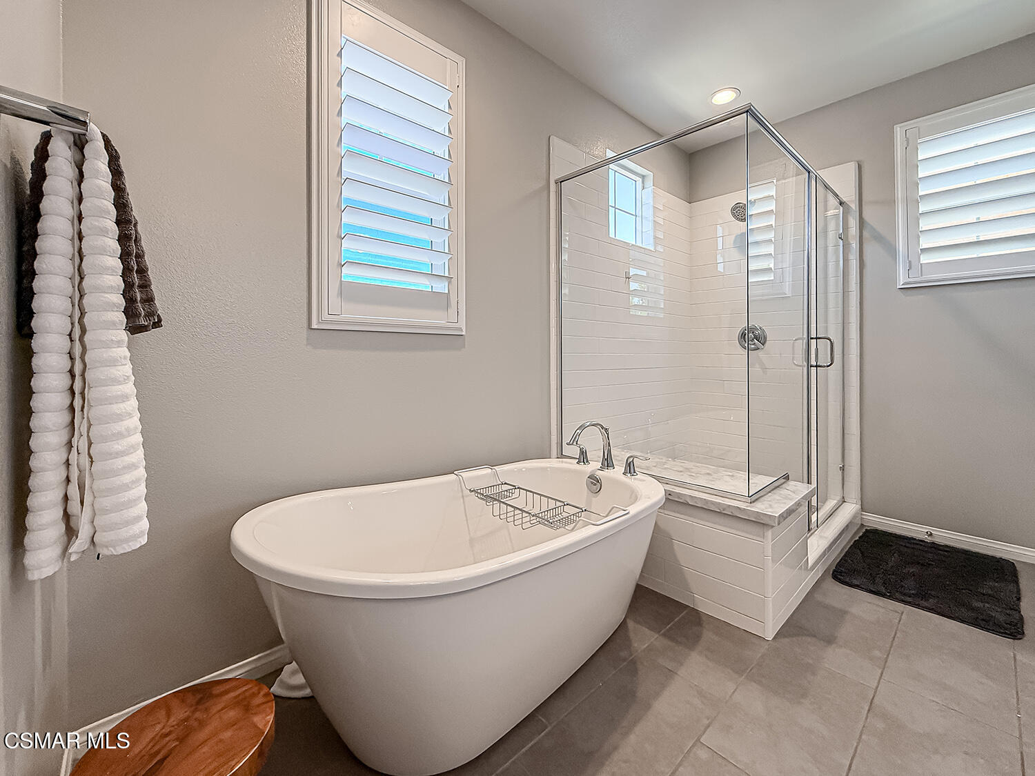 230 Stonegate Road Camarillo, CA 93010 - Photo 27 of 43 fPrimary Bedroom Suite6