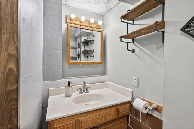 $270,000 | 5136 James Avenue North, Minneapolis, MN 55430