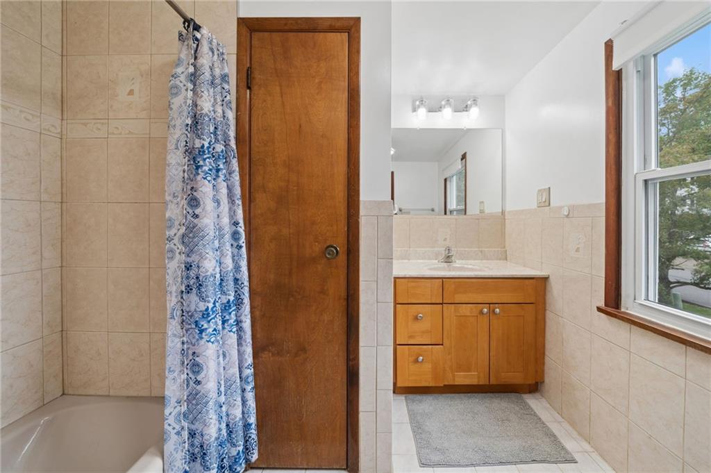 105 Hidden Valley Road Monroeville, PA 15146 - Photo 23 of 40 Primary Bathroom - 2nd view.