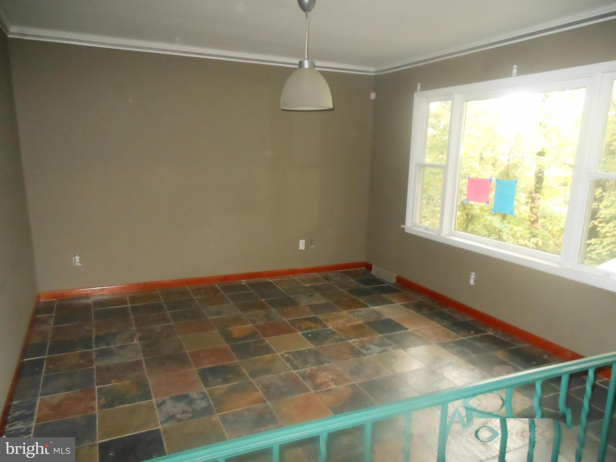 8117 Philadelphia Road Rosedale, MD 21237 - Photo 2 of 10 Living Room